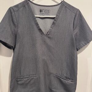 Figs scrub top - gray